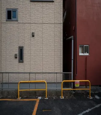 Road barrier by barrier suppliers in UAE